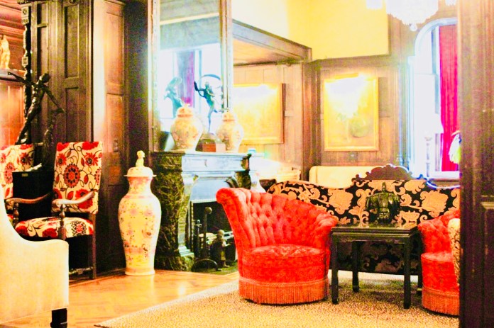 EED3C98A-1357-4407-AC7E-3D568DBA7D8F