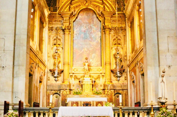 F51D8562-3F50-47FA-8595-1CE460AA6DD9